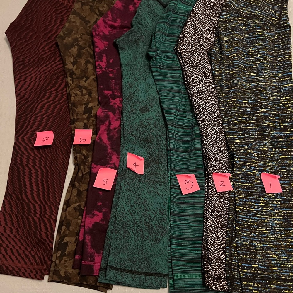 Lululemon size 4 hi-rise, crop Wunder Under leggings.